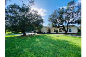 225 31st Ave SW, Vero Beach, FL 32968, Sold 03/26/21