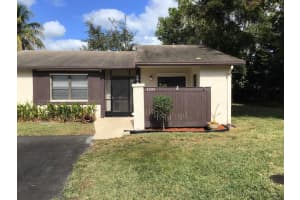 100 Conaskonk Cir, Royal Palm Beach, FL 33411, Sold 04/02/21