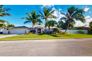 116 Queen Ann Ct, Fort Pierce, FL 34949, Sold 05/03/21