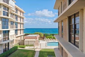 3200 S Ocean Blvd APT A303, Palm Beach, FL 33480, Sold 05/28/21