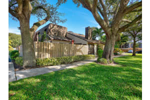 4068 Palm Bay Cir, West Palm Beach, FL 33406, Sold 03/05/21