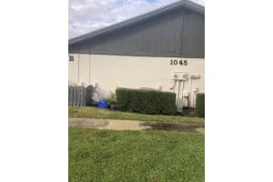 1045 Summit Trail Cir, West Palm Beach, FL 33415, Sold 02/19/21