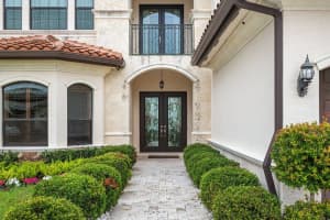 9809 Montpellier Dr, Delray Beach, FL 33446, Sold 06/01/21