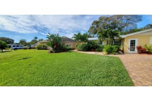 915 17th Ave, Vero Beach, FL 32960, Sold 03/22/21