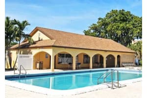 480 NW 20th St, Boca Raton, FL 33431, Sold 02/04/21