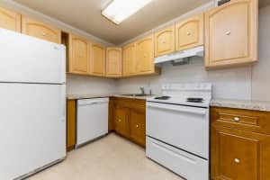 480 NW 20th St, Boca Raton, FL 33431, Sold 02/04/21