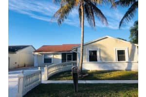 5954 Lincoln Cir W, Lake Worth, FL 33463, Sold 01/28/21