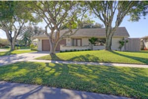 6633 Amberwoods Dr, Boca Raton, FL 33433, Sold 02/02/21