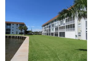 2936 Lake Shore Dr, West Palm Beach, FL 33404, Sold 05/25/21