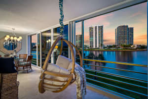 44 Yacht Club Dr, North Palm Beach, FL 33408, Sold 02/17/21