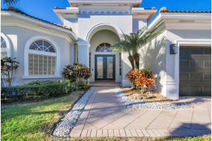 10220 Oak Meadow Ln, Lake Worth, FL 33449, Sold 02/16/21