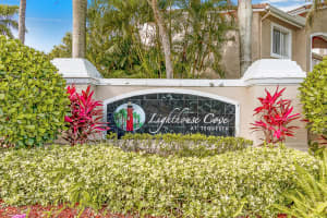 284 Village Blvd, Tequesta, FL 33469, Sold 02/01/21