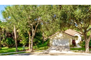208 Hampton Cir, Jupiter, FL 33458, Sold 02/12/21