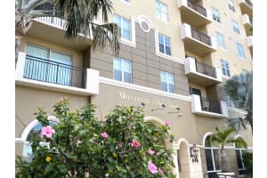 616 Clearwater Park Rd, West Palm Beach, FL 33401, Sold 04/01/21