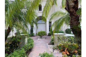 9678 Via Grandezza E, Wellington, FL 33411, Sold 05/17/21
