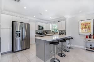 1299 S Ocean Blvd APT T6, Boca Raton, FL 33432, Sold 03/15/21