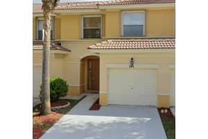341 River Bluff Ln, Royal Palm Beach, FL 33411, Sold 02/16/21