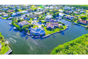 133 Queen Christina Ct, Fort Pierce, FL 34949, Sold 03/26/21