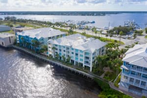 275 NW Flagler Ave, Stuart, FL 34994, Sold 01/26/21
