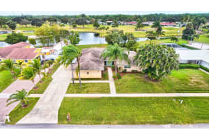 7167 Bobalink Ct, Lake Worth, FL 33467, Sold 03/29/21