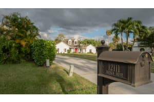 12111 Areaca Dr, Wellington, FL 33414, Sold 02/26/21