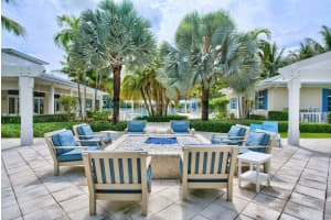 941 Bay Colony Dr S, Juno Beach, FL 33408, Sold 04/01/21