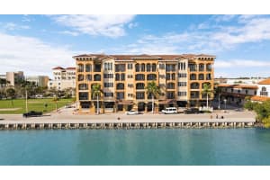 20 Orange Ave, Fort Pierce, FL 34950, Sold 05/05/21