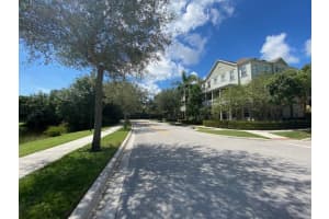 356 W Thatch Palm Cir, Jupiter, FL 33458, Sold 02/22/21