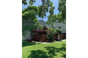 19 Crossings Cir, Boynton Beach, FL 33435, Sold 03/22/21
