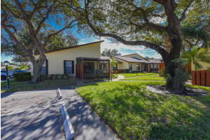 8177 SE Villa Way, Hobe Sound, FL 33455, Sold 02/25/21
