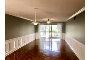 300 Waterway Dr S, Lantana, FL 33462, Sold 04/09/21