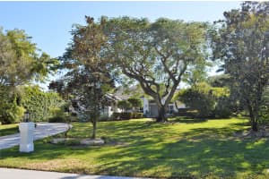 5716 Whirlaway Rd, Palm Beach Gardens, FL 33418, Sold 02/25/21