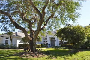 5716 Whirlaway Rd, Palm Beach Gardens, FL 33418, Sold 02/25/21