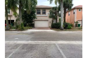 113 NW 117th Ave, Plantation, FL 33325, Sold 04/15/21
