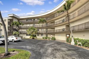 300 Waterway Dr S, Lantana, FL 33462, Sold 05/04/21