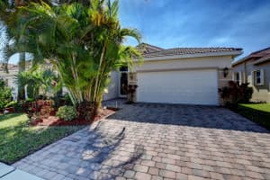 8164 Alberti Dr, Lake Worth, FL 33467, Sold 03/11/21