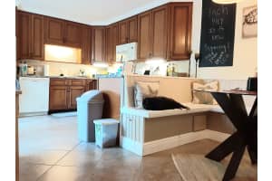 1166 6th Ave #4a, Vero Beach, FL 32960, Sold 02/18/21