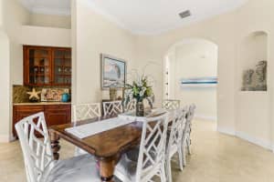 MLS# R10682330, Vero Beach, Florida 32963