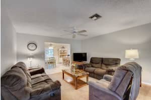 4662 Vespasian Ct, Lake Worth, FL 33463, Sold 02/26/21