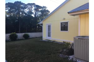 1461 SW Vizcaya Cir, Palm City, FL 34990, Sold 02/22/21