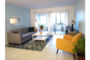 200 Waterway Dr S, Lantana, FL 33462, Sold 03/24/21