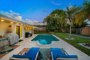 250 SW 13th St, Boca Raton, FL 33432, Sold 03/09/21