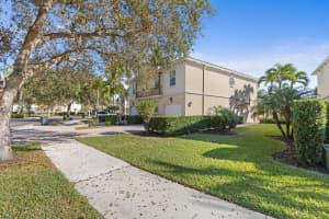 207 Fortuna Dr, Palm Beach Gardens, FL 33410, Sold 03/12/21