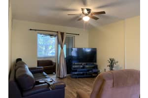 2101 NE 1st Ct, Boynton Beach, FL 33435, Sold 09/27/21