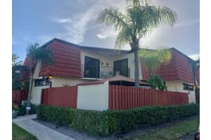 3814 Victoria Dr, West Palm Beach, FL 33406, Sold 03/03/21