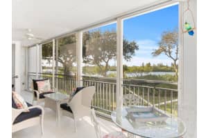 MLS# R10683592, Vero Beach, Florida 32963