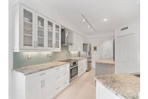 MLS# R10683592, Vero Beach, Florida 32963