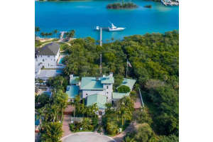 48 Coconut Ln, Jupiter, FL 33469, Sold 04/07/21