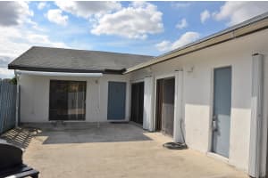 1102 Timberlane Cir, Greenacres, FL 33463, Sold 05/14/21