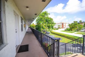 227 Castlewood Dr, North Palm Beach, FL 33408, Sold 05/14/21